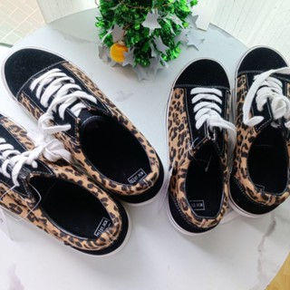 รองเท้าผ้าใบ WEGO LEOPARD PRINT&amp; Black