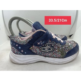 Skechers Size 33.5 ยาว 21 รองเท้ามือสอง เด็กเล็ก เด็กโต ผู้หญิงเท้าเล็ก  ผ้าใบ  แฟชั่น ลำลอง เที่ยว