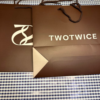 twotwice ถุงกระดาษ พร้อมส่ง