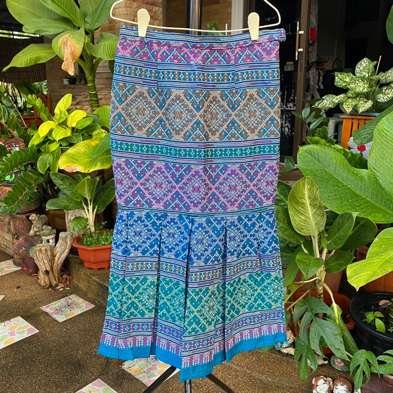 กระโปรงยาวผ้าไทยผ้าไหมผ้าฝ้ายสีสวย
