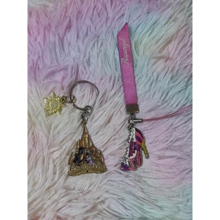 👑 Tokyo Disney Resort TDR Once Upon A TIme Key Chain Rapunzel &amp; Princess shoes 👑 พวงกุญแจ ราพันเซล 2 ชิ้น สวยๆเลยคร้า 👑