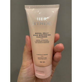 Her Hyness Royal Jelly Milke Whitening Cleaser 50ml