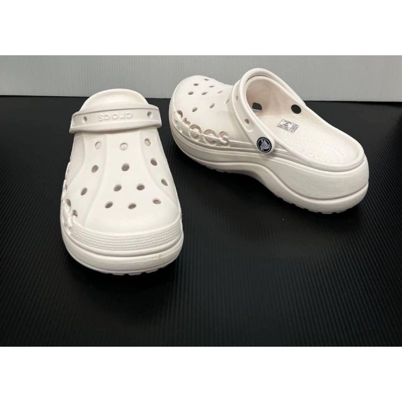 Crocs Collection รองเท้าแตะ รองเท้าเสริมส้น UX Classic Crush Clog แบบสุดฮิตมาใหม่