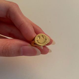 HER OBJECTIVE_HER SMILEY SIGNET RING