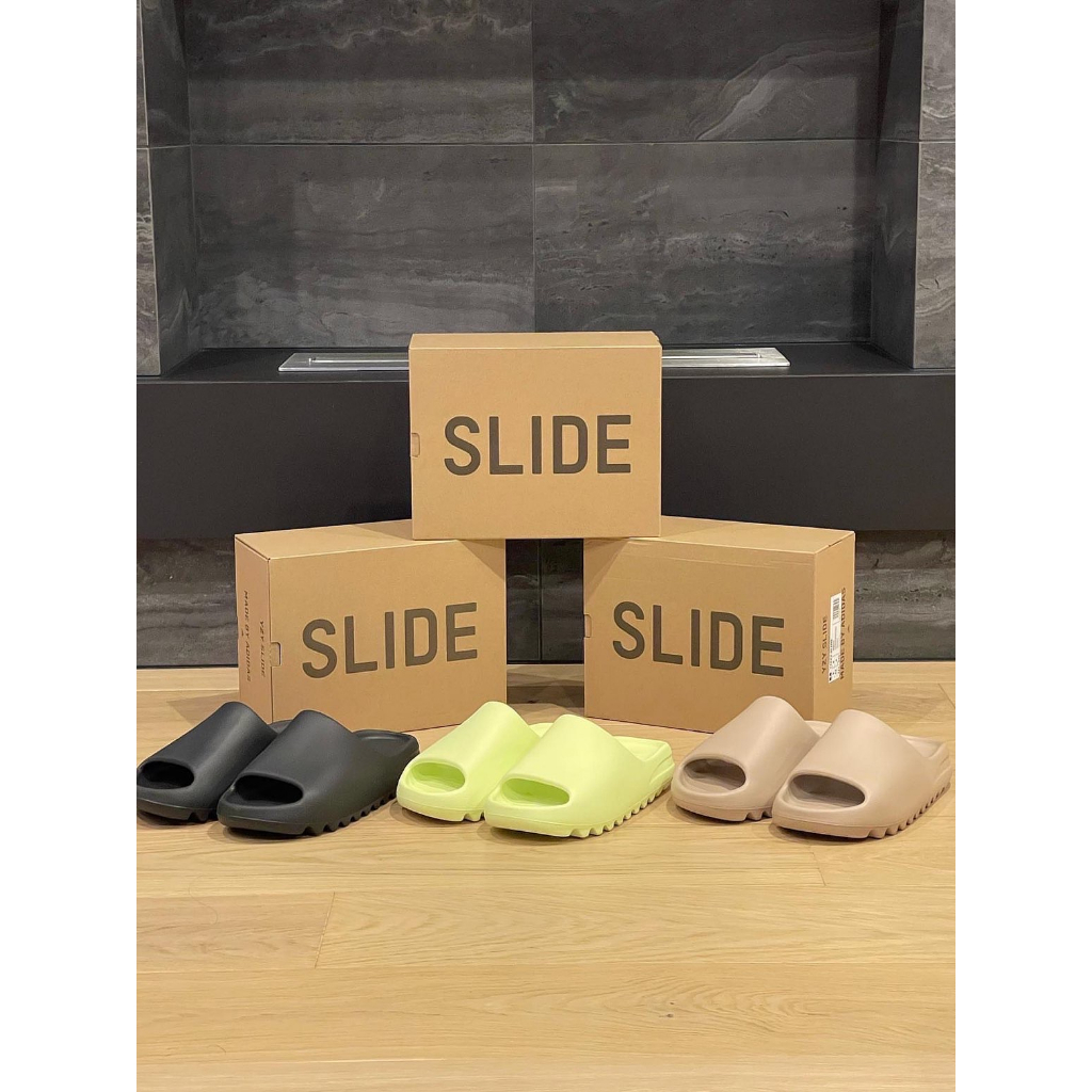 ของแท้ 100 % Adidas Yeezy Slide รองเท้าแตะ