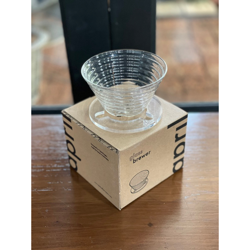 April Glass Dripper เอพริล ดริปเปอร์ ทำจากแก้วพร้อมฐานรอง จากรองแชมป์โลก 2019 จากโคเปนเฮเกน ดริปกาแฟ