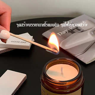 ไม้ขีดก้านยาว 10ก้าน/กล่อง ความยาว 9.5ซม. บรรจุกล่องสวยงาม ใช้สำหรับสร้างบรรยากาศต่างๆ จุดเทียนหอม