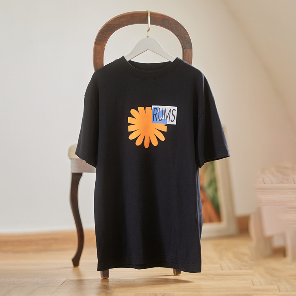 Nifty Daisy unisex t-shirt - Vivid Orange