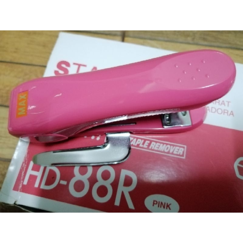 เครื่องเย็บกระดาษ​ ยี่ห้อMAX​ HD-88R Stapler