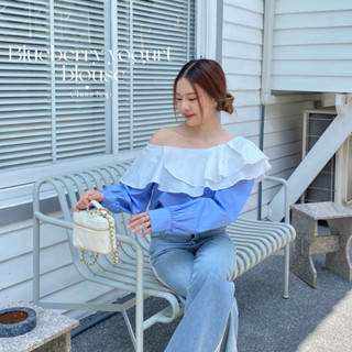 chuuchop_พร้อมส่ง(C8156)🥣🫐🫧Blueberry yogurt blouse เสื้อปาดไหล่แขนยาวสีฟ้าปกขาว