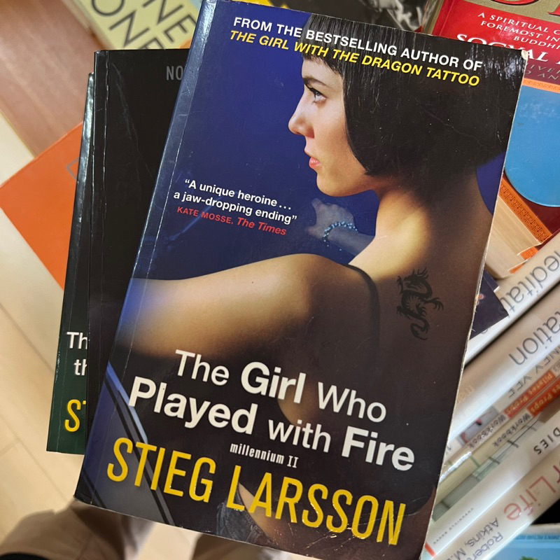 (3 books for 350Baht) The Girl with the Dragon Tattoo Set (Stieg Larsson's Millennium Series)