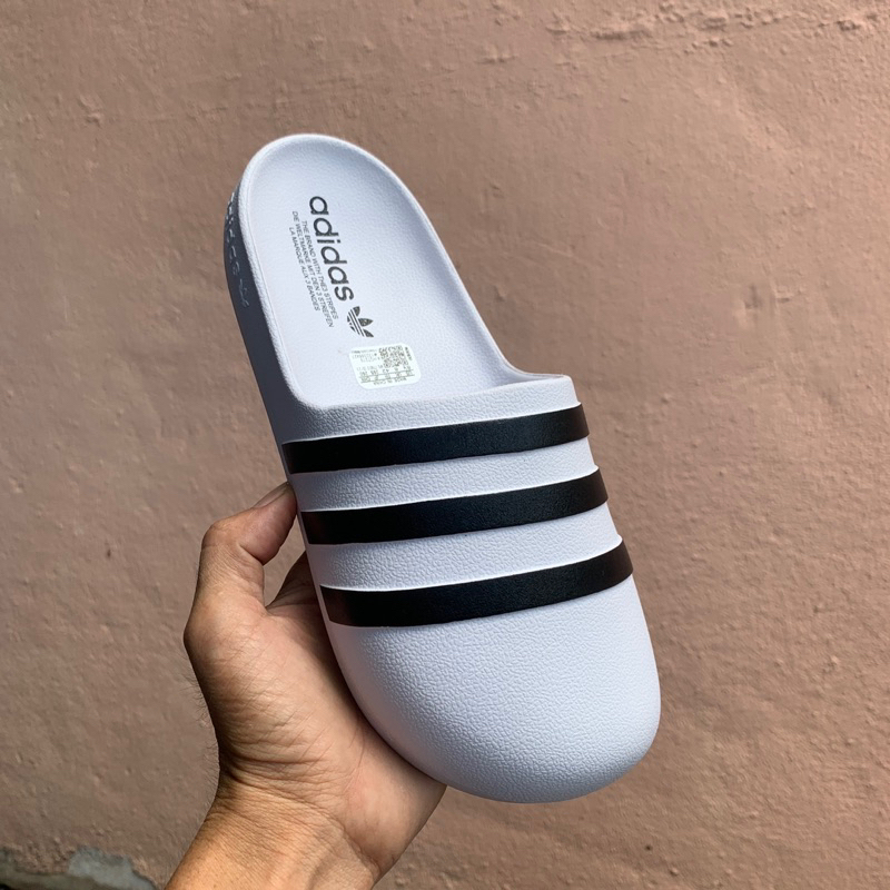 รองเท้าแตะ Adifom Adilette พร้อมส่ง 36-44 แถมกล่อง