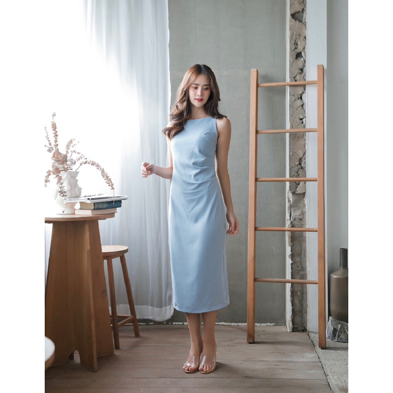 Lady MADE Kloset ชุดเดรสยาว สีขาว สีแดง สีฟ้าเทา รุ่นลัคซี่ เดรสออกงานสวยๆ Luxie Collection LM002