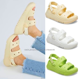 รองเท้า Crocs Classic Hiker Xscape Platform Sandals Women ส่งฟรี