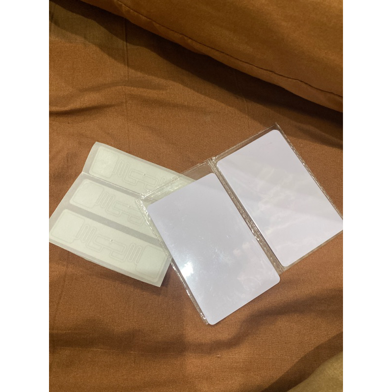 รับ​ copy บัตร​ คีย์การ์ด UHF ระยะไกลใช้สำหรับเปิดประตูหมู่บ้าน หรือ ลานจอดที่ใช่แบบระยะไกล