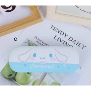 CINNAMOROLL SK กล่องแว่น กล่องแว่นตา GLASSES CASE ลาย CNMR น่ารัก ตลับแว่น ผลิตจากวัสดุอย่างดี กล่องใส่แว่นตา MANOPNEST