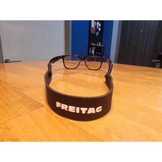 สายคล้องแว่น freitag