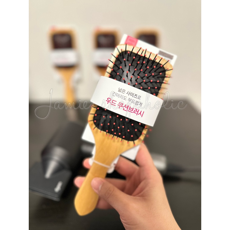 [พร้อมส่ง] หวีเกาหลี หวีแปรง แปรงหวีผมขนาดใหญ่ Korea Brush