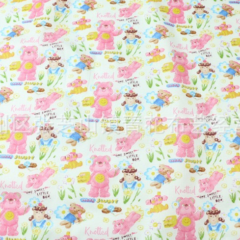 ผ้าคอตตอน 100% ทวิล ผ้าเมตร หน้ากว้าง 64 นิ้ว หรือ160 เซนติเมตร พิมพ์ลายหมี พิมพ์ลายดอกไม้