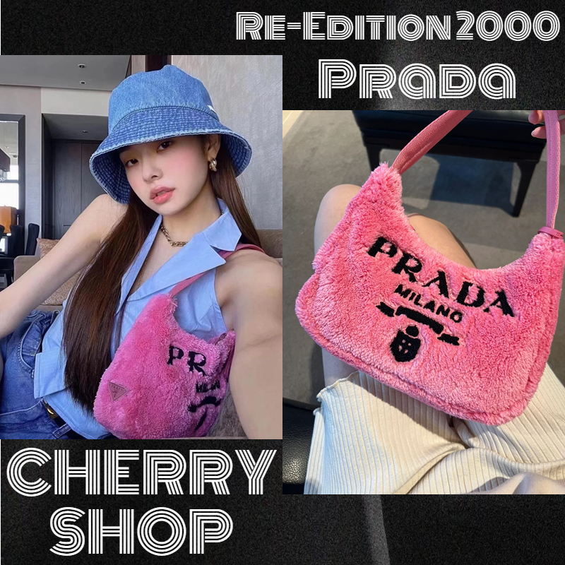 🍒ปราด้า Prada Re-Edition 2000 French Terry Hobo Underarm Bag🍒 กระเป๋าถือสุภาพสตรี/กระเป๋าใต้วงแขน🍒
