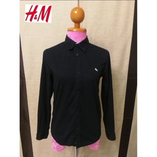 H&amp;M Brand_2nd hand เสื้อเชิ้ตแขนยาวสีดำ วัสดุผ้าฝ้าย​ 💯​%/Size 11-12Y US/ Made in Bangladesh/แท้มือสองกระสอบนำเข้า​