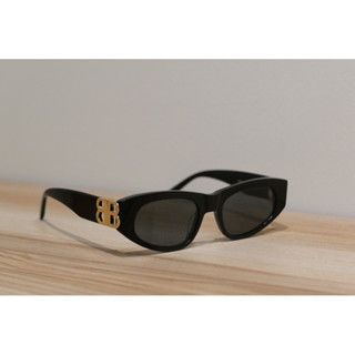 Like new Balenciaga sunglass in black