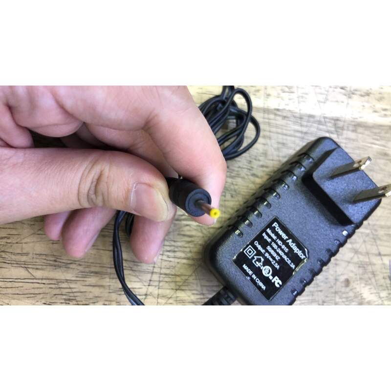 อะแดปเตอร์พาวเวอร์ซัพพลาย AC 100V-240V AC 9V 1.5A 1500mA 5V 2000mA สําหรับกล่องรถเข็น ลําโพงบลูทูธ