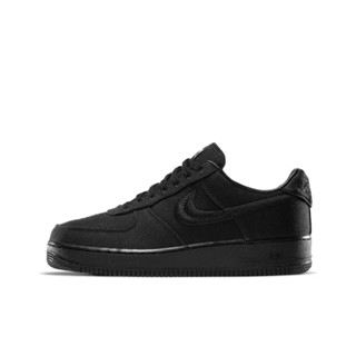 💫คลาสสิกโบราณ  Stussy x Nike Air Force 1 Low“Triple Black "สินค้าพรีออร์เดอร์"”TOP“ตารางสินค้าขายดีของ Nike