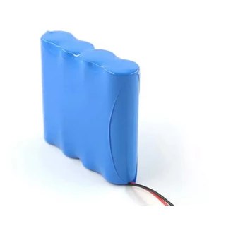 ถ่านชาร์จ 18650 3.7V 2200 mAh แบตเตอรี่ลิเธียมไอออน แบบชาร์จใหม่ได้ ราคาสุดคุ้ม 4 ก้อน 100 บาทคละสี