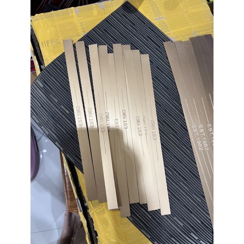 คาดล่างสีทองงานสวย100%