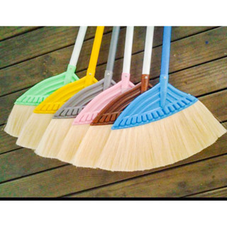 ไม้กวาดป่านศรนารายณ์ (Sisal fiber broom)