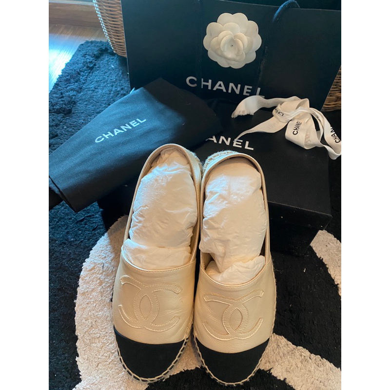 Used like new Chanel espadrilles size 35