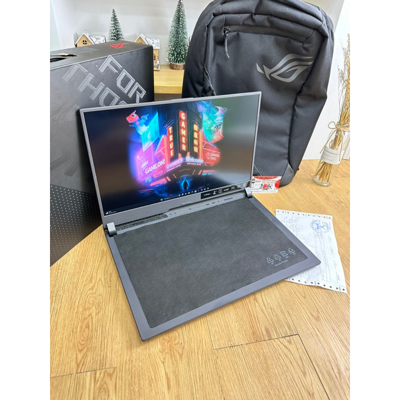 ASUS ROG STRIX G17 G713RC-HX032W  สภาพสวยเหมือนใหม่ Ryzen 7 6800H RTX 3050