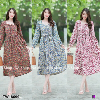 TT18699 เดรสลายดอกเล็ก แขนยาว Small floral dress with long sleeves..