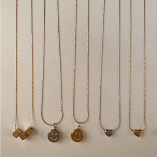 Hadesories Smiley Club Pendant Necklace สร้อยคอสแตนเลสพร้อมจี้รูปสมายลี่
