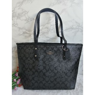 City Zip Tote in Signature Coach F58292