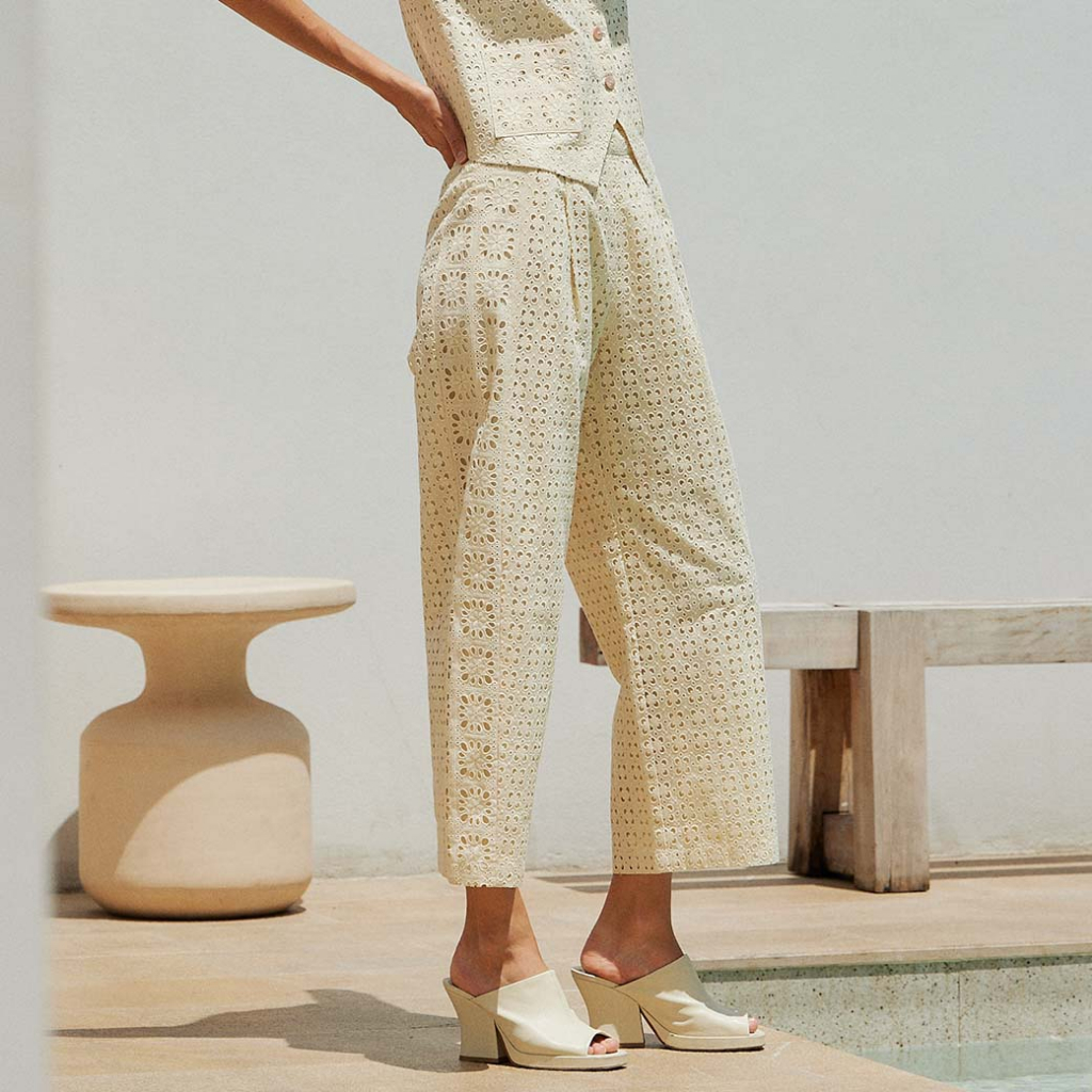 (พร้อมส่ง) Perana กางเกงลูกไม้ Penny Pants สีครีม Cream