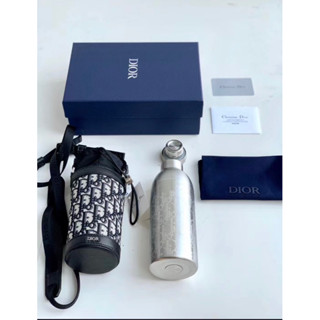 ขวดน้ำ Dior Bottles 550 ML + Starp Dior