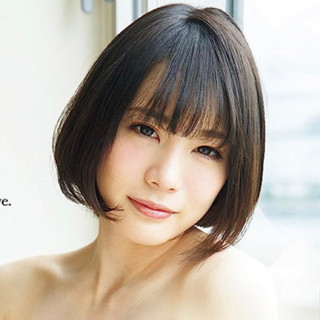 Airi Suzumura Photobook [愛の日々]
