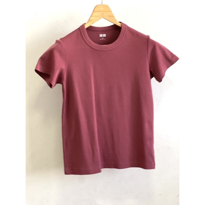 เสื้อยืด Uinqlo แท้สีชมพู