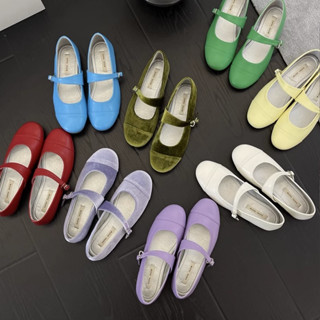 (Pre Order) รองเท้า รุ่น Vivi Shoes มี 8 สี | PENN STUDIO