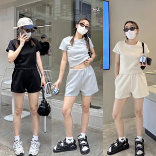 (AK)Minimal set 🎧🍞 ชุดเซ็ตมินิมอลสไตล์สาวโคเรีย สาวๆที่ชอบใส่ชุดสบายๆแต่ยังดีมีเทส ต้องจัดเลยคร่า