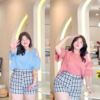 เสื้อสายเดี่ยวแขนเว้าเปิดไหล่ ดึงยางเบาๆช่วงแขนเสื้อ ผ้าด๊อปบี้ใส่สบาย