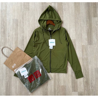 ☀ New arrivals รุ่นใหม่ล่าสุด Uniqlo Jecket Hood เสื้อกัน uv AIRism ☀ ☆ รุ่นนี้ UPF50+ นะคะ ☆ ► สีเขียว ◄