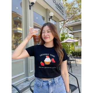 พร้อมส่ง🔥A&amp;AP STUDIO :AAP002”รุ่น baby crop เสื้อครอปสกรีนลายคัฟเค้ก🧁 (สีดำ)