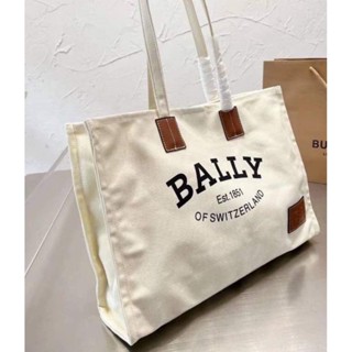 กระเป๋าพรีเมี่ยม Bally Tote Canvas Bag