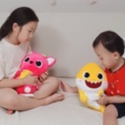 ตุ๊กตารัดเข็มขัด Pinkfong-Babyshark