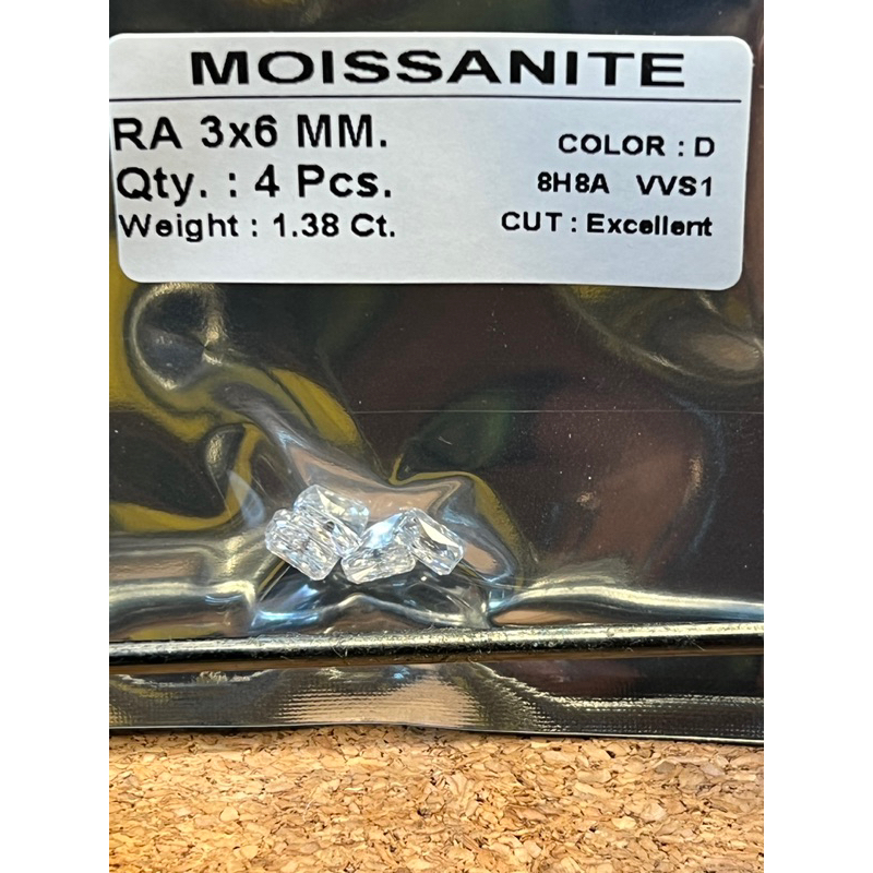 Moissanite Radiant Shape RA 3x6mm- 1.38ct(4pcs) - (white D-Color, VVSI, Excellent Cutting).