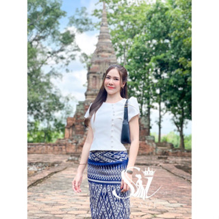 เสื้อลิซ่า ชุดไทยลิซ่า ผ้าถุงลิซ่า  Sira Siri Brand สวยหรู