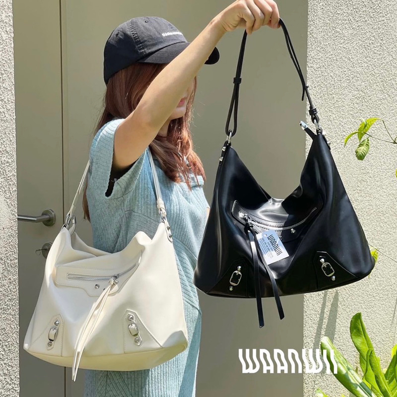 ◾️couriers bags◾️กระเป๋าหนัง PU ใบใหญ่ จุของได้เยอะ ตัวสามารถสายปรับความยาวได้3 ระดับ